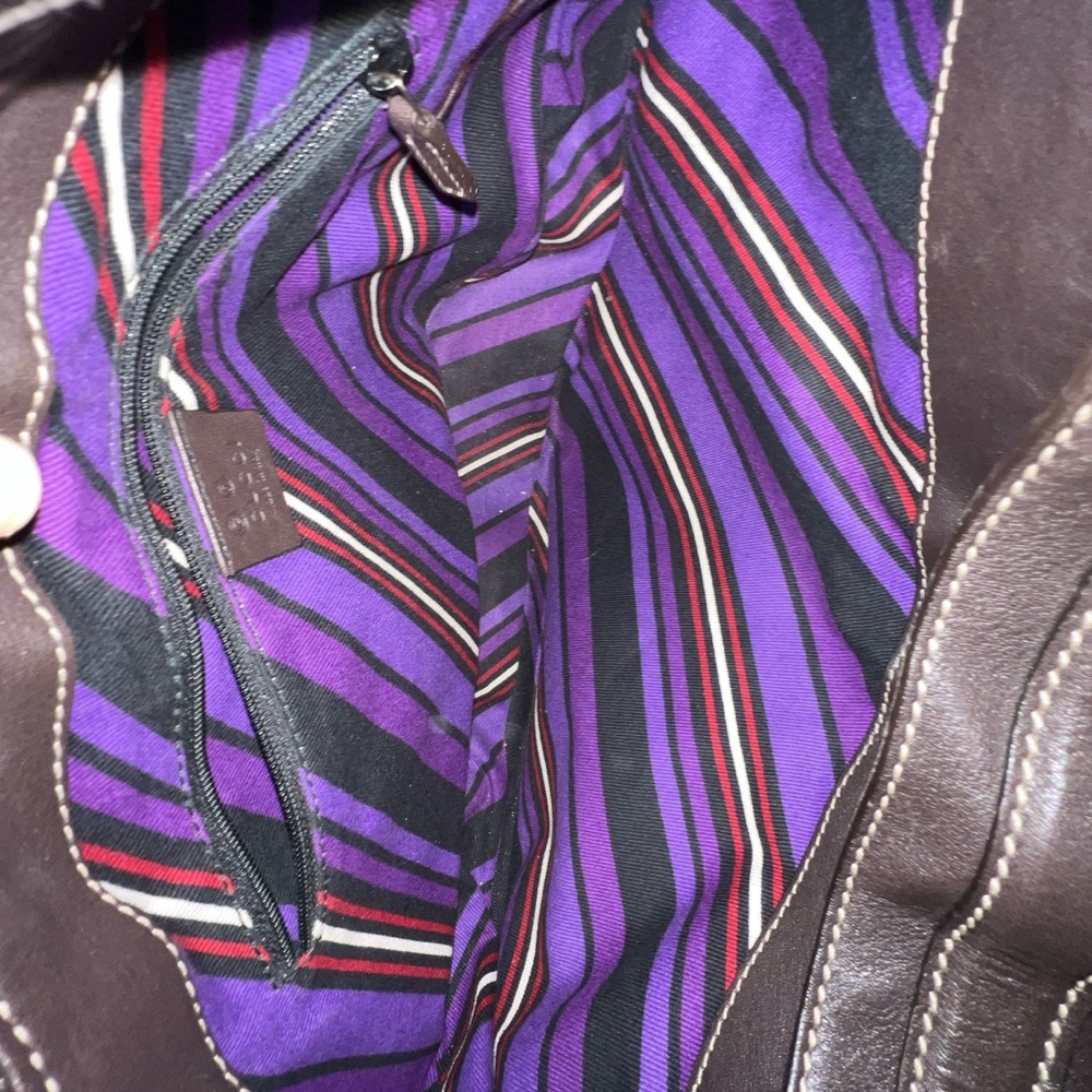 Gucci Brown Shoulder Bag! - Picture 5 of 8